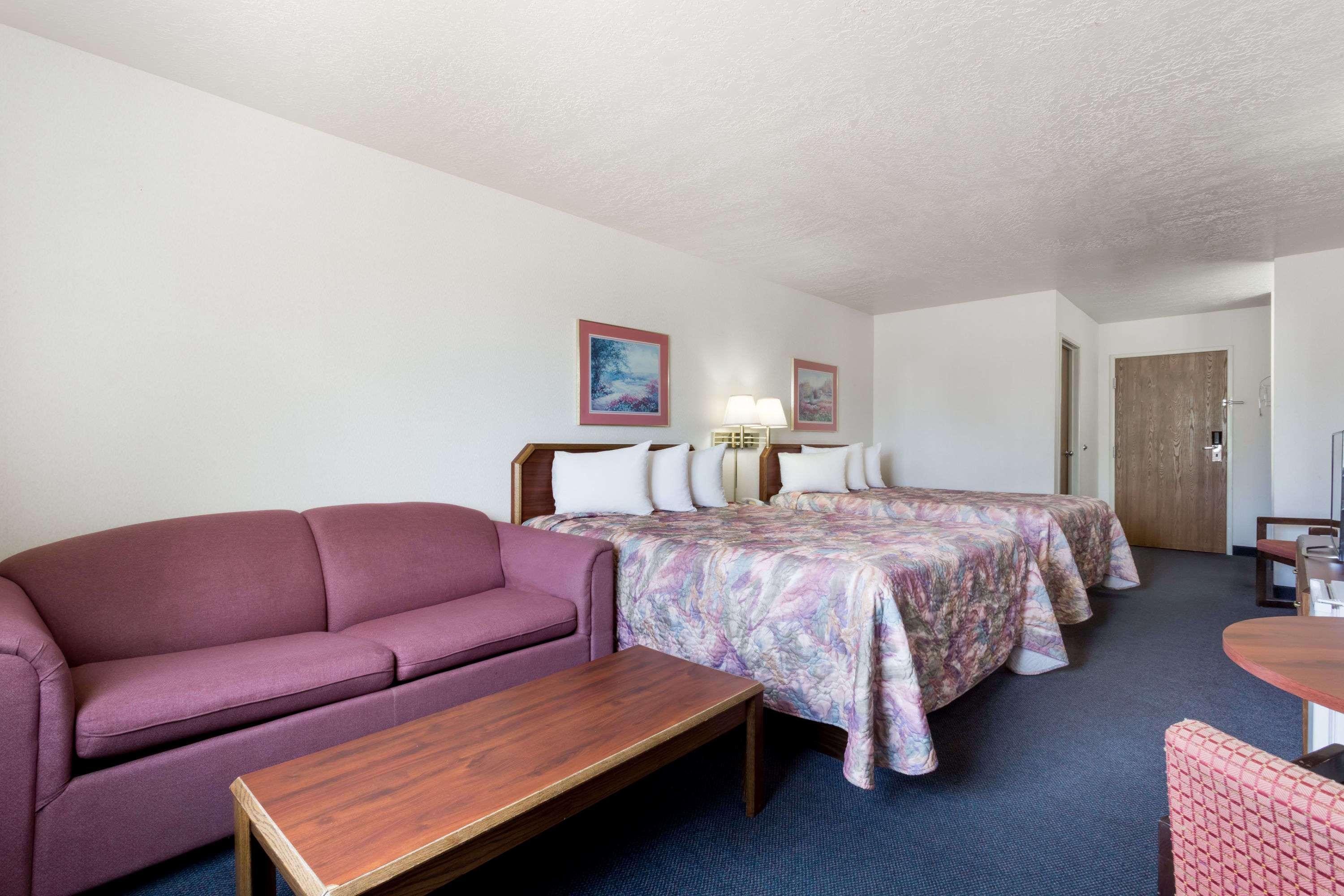 Days Inn By Wyndham Capitol Reef Torrey Exterior foto